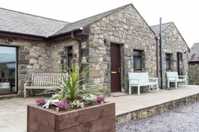 Glan Morfa Lodge & Wildlife Experience